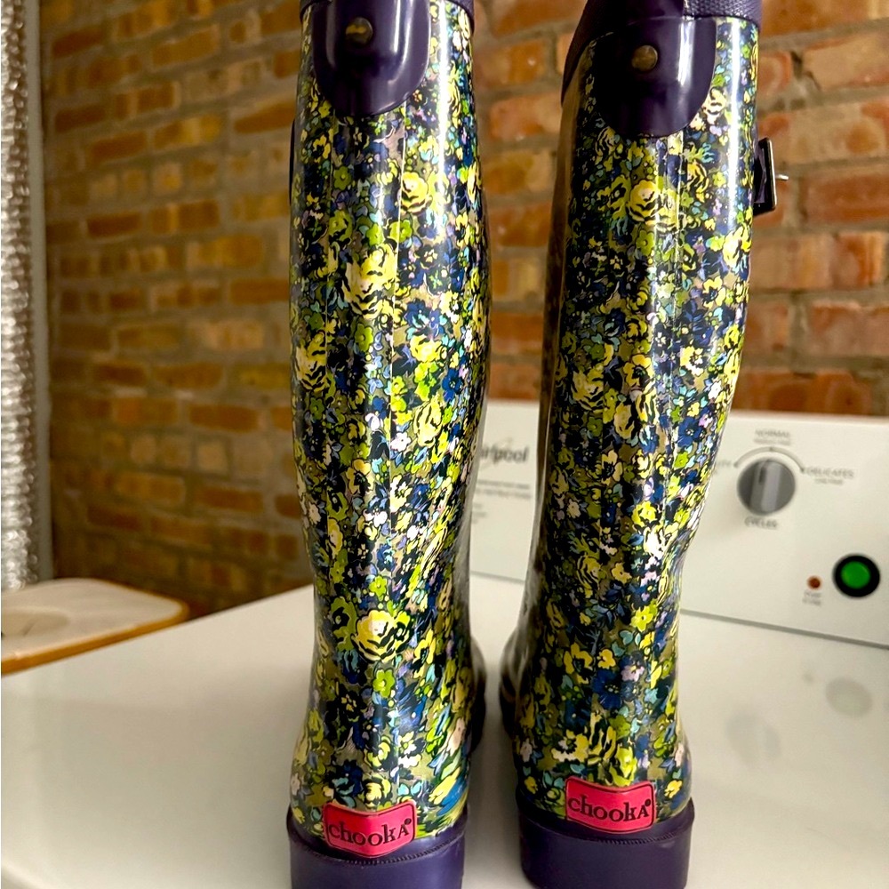Chooka Purple and Yellow Winter Rain Boots